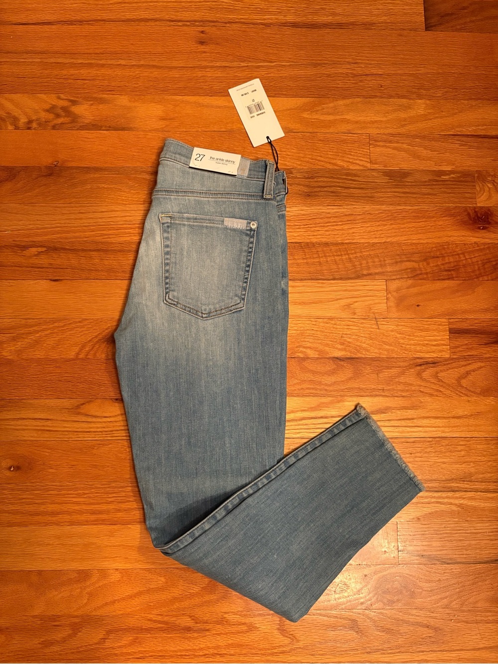 7 For All Mankind Ankle Skinny Jean in a light wash ❤️😊